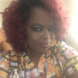 Meet your Posher, Vicky